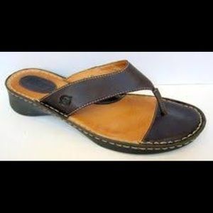 Born sandals size 6